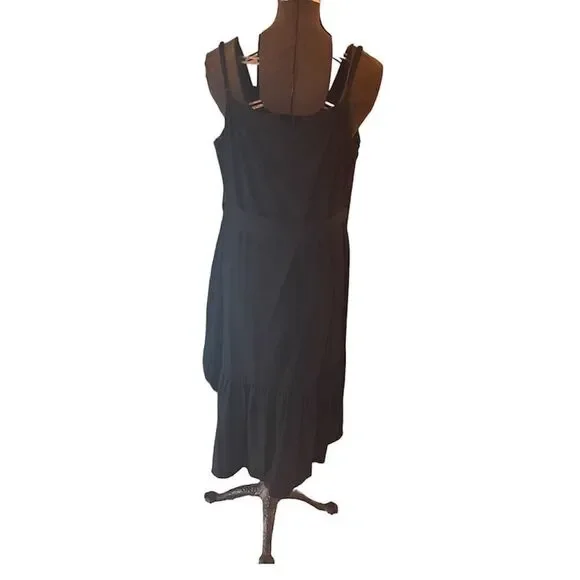 City Chic | Plus Wild Buttons Dress - Picture 6 of 10